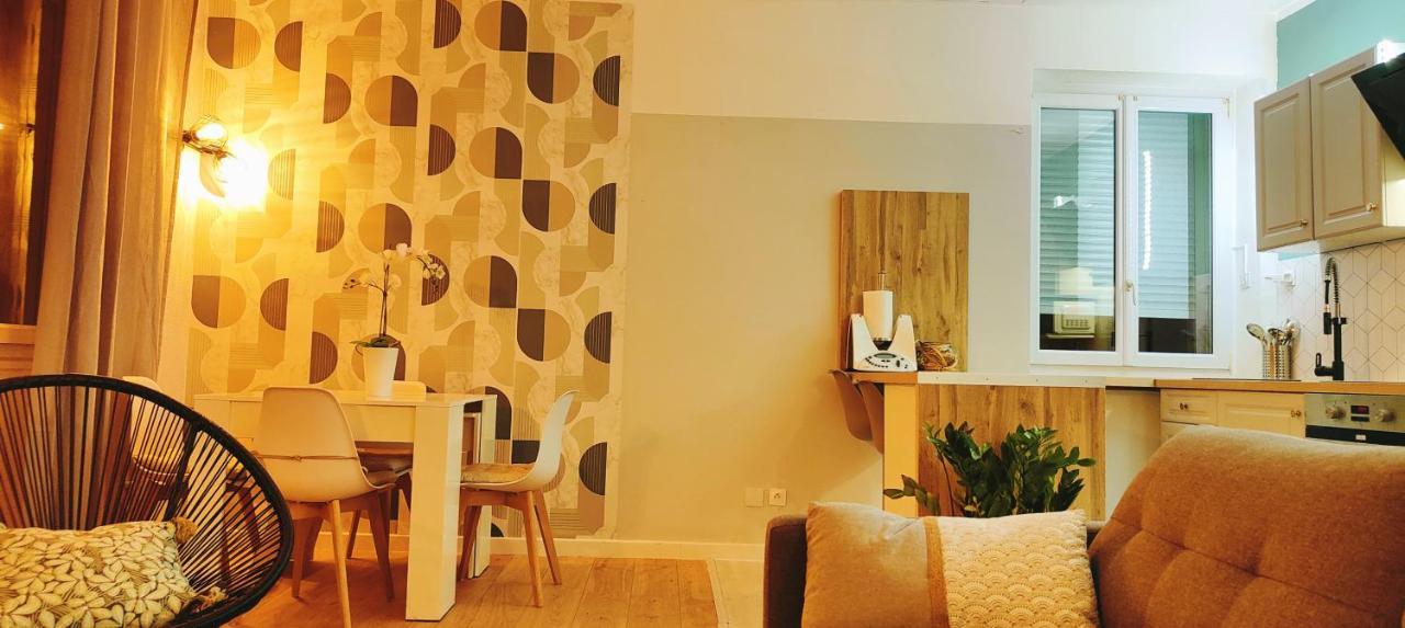 Marseille Superbe Appartement Luaran gambar